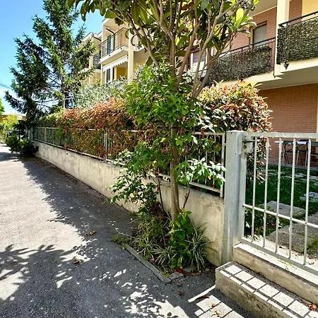 Se097 - Senigallia, Bilocale Con Giardino شقة